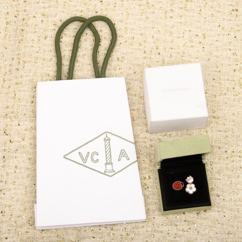 Vca Rings